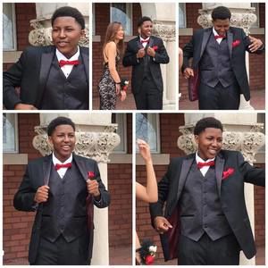 Meet your Posher, Tray